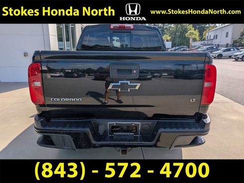 Used 2016 Chevrolet Colorado LT w/ Midnight Edition AWD/4WD image 10