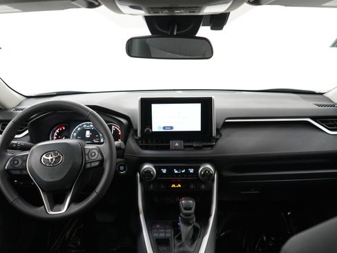 Used 2025 Toyota RAV4 XLE w/ Convenience Package image 13