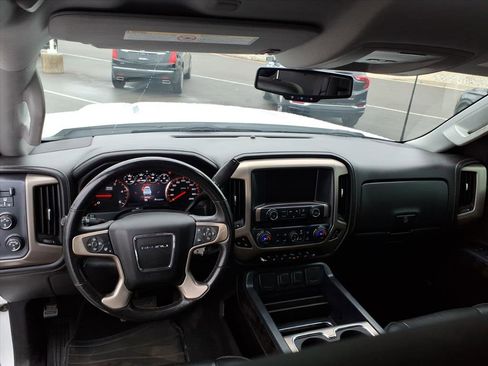 Used 2015 GMC Sierra 2500 Denali image 10