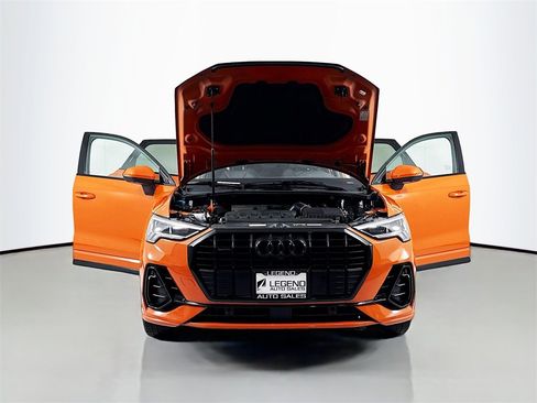 Used 2022 Audi Q3 2.0T Premium Plus w/ Premium Plus Package image 23