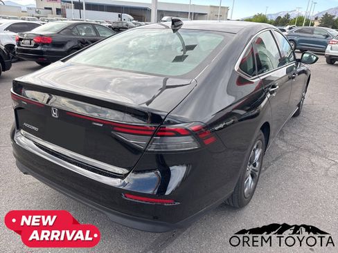 Used 2023 Honda Accord EX image 8