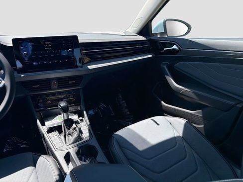 New 2026 Volkswagen Jetta SEL FWD image 23