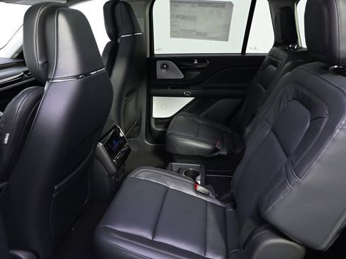 New 2026 Lincoln Aviator Reserve image 21