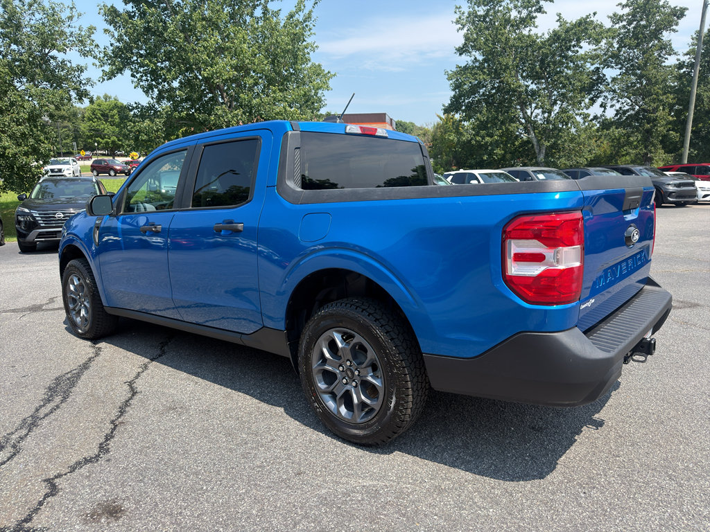 Used 2025 Ford Maverick XLT w/ Equipment Group 302A AWD/4WD image 7