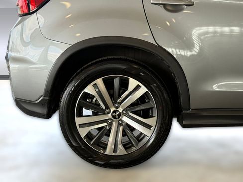 Used 2025 Mitsubishi Outlander Sport ES AWD/4WD image 12