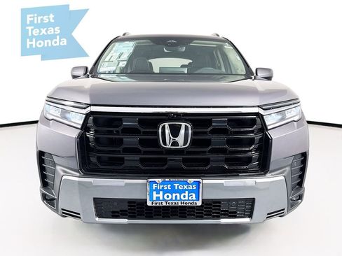 New 2026 Honda Pilot Elite image 2