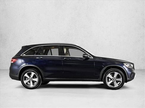Certified 2022 Mercedes-Benz GLC 300 4MATIC image 4