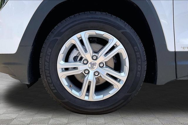 Used 2024 GMC Terrain SLE FWD image 21