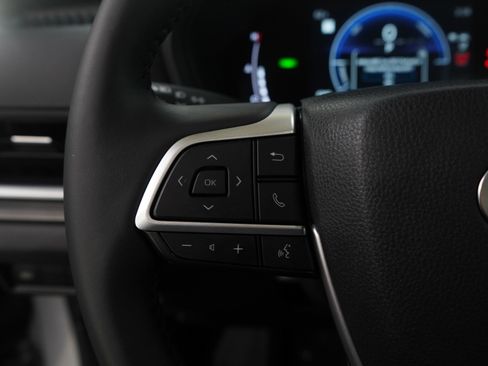 Used 2025 Toyota Grand Highlander XLE image 18