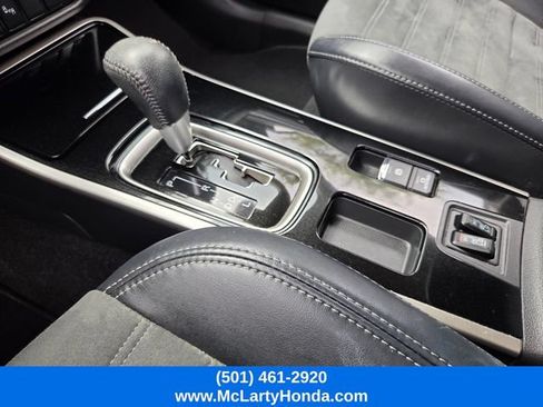 Used 2020 Mitsubishi Outlander SE FWD image 27
