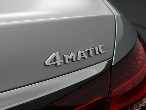 Used 2023 Mercedes-Benz E 350 4MATIC Sedan image 15