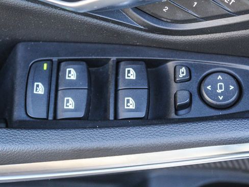 Used 2019 BMW 330i Sedan w/ Premium Package image 20