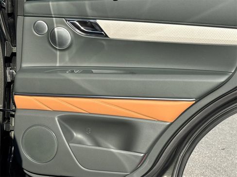 New 2026 Genesis GV80 2.5T Prestige image 16