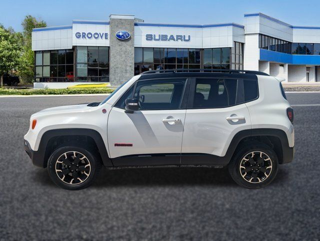 Used 2023 Jeep Renegade Trailhawk AWD/4WD image 2