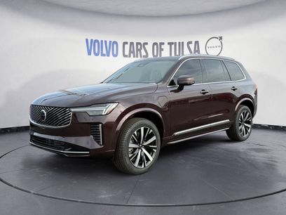 New 2025 Volvo XC90 T8 Core