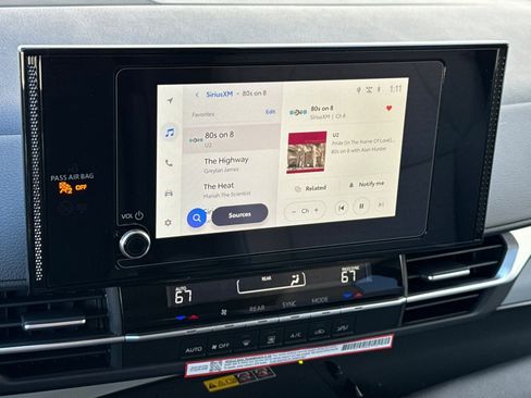 New 2026 Toyota Sienna LE image 18