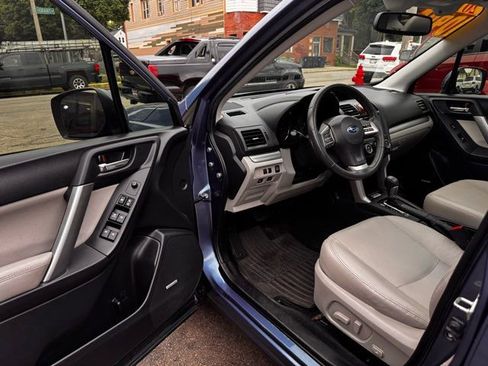 Used 2015 Subaru Forester 2.5i Touring w/ Eyesight & Navigation System AWD/4WD image 8