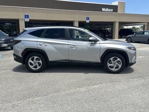 Certified 2022 Hyundai Tucson SEL w/ Cargo Package FWD image 5