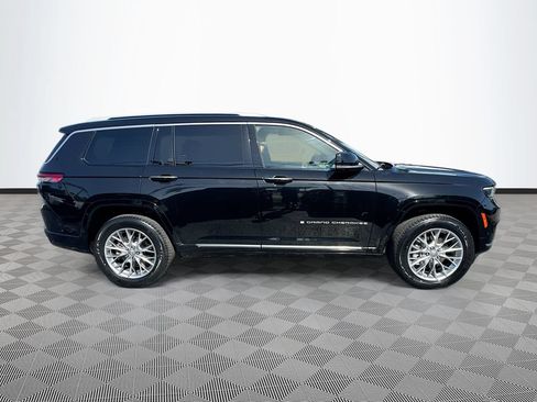 Used 2024 Jeep Grand Cherokee L Summit AWD/4WD image 5