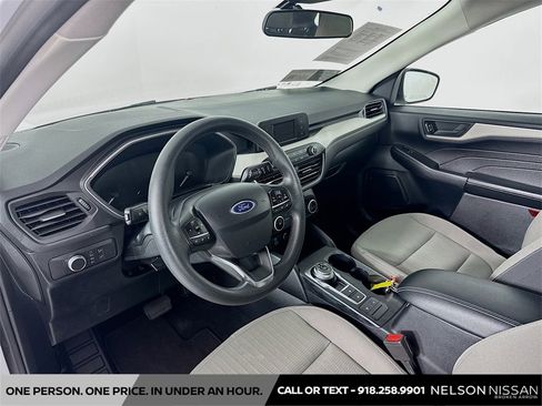 Used 2021 Ford Escape S image 9