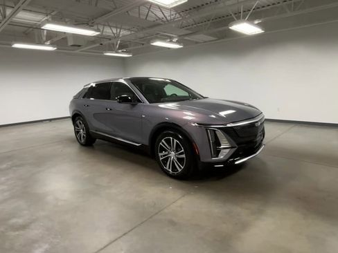 New 2026 Cadillac Lyriq Premium Luxury image 50