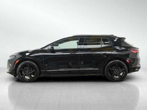 Used 2024 Chevrolet Equinox EV RS FWD image 2