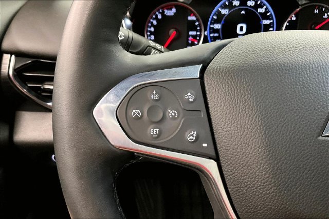 Used 2023 Chevrolet Traverse High Country FWD image 26