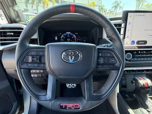 Used 2025 Toyota Sequoia Platinum w/ TRD Off-Road Package AWD/4WD image 21