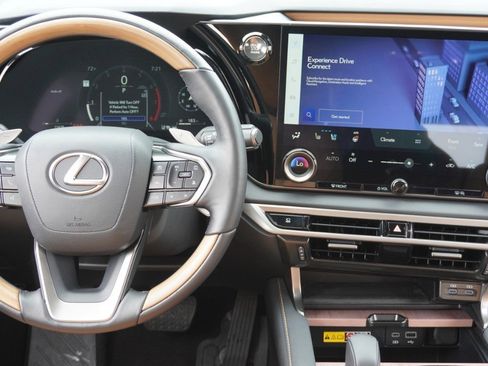 Used 2025 Lexus RX 350 Premium w/ Accessory Package (Z1) FWD image 30