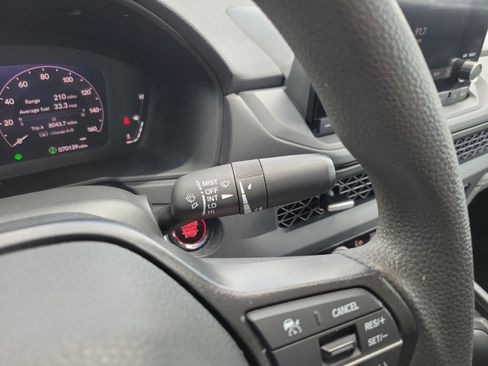 Used 2023 Honda Accord EX image 22