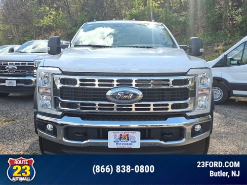 New 2026 Ford F550 4x4 Regular Cab Super Duty image 2