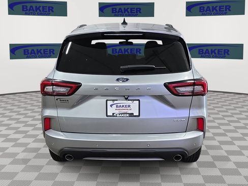 Used 2024 Ford Escape ST-Line w/ Tech Pack #1 AWD/4WD image 6