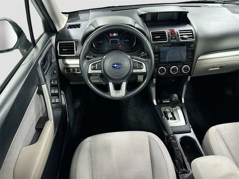 Used 2017 Subaru Forester 2.5i Premium image 20