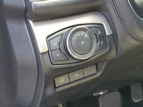 Used 2018 Ford Explorer Platinum AWD/4WD image 24