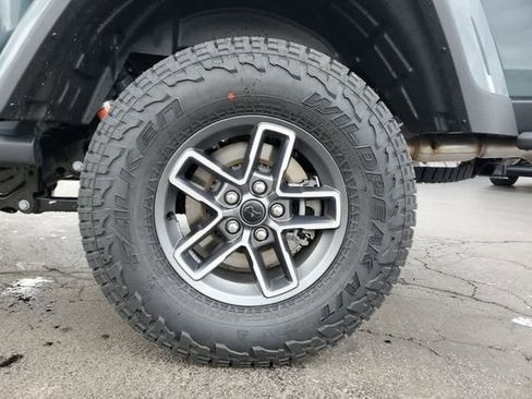 New 2026 Jeep Gladiator Mojave AWD/4WD image 9