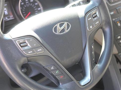 Used 2016 Hyundai Santa Fe Sport image 15