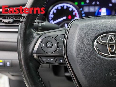 Used 2022 Toyota Camry SE image 17