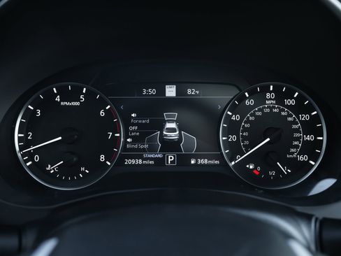 Certified 2023 INFINITI QX55 Essential image 9