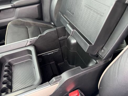 Used 2022 RAM 1500 Laramie AWD/4WD image 25