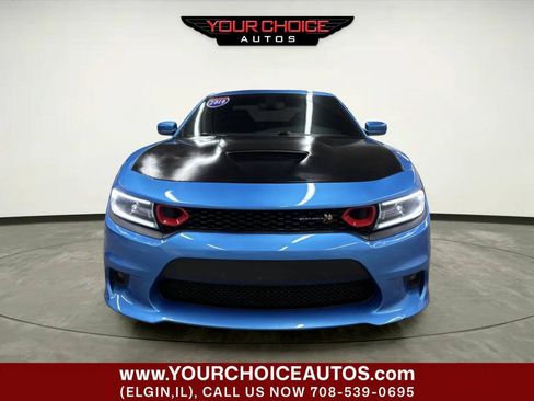 Used 2019 Dodge Charger Scat Pack w/ Dynamics Package RWD image 10