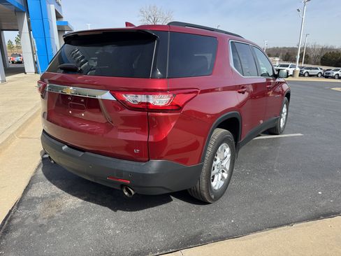 Used 2019 Chevrolet Traverse LT image 4