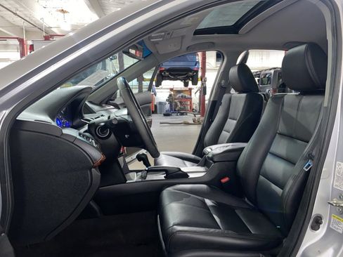 Used 2012 Honda Crosstour EX-L image 10