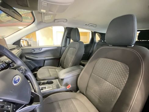 Used 2023 Ford Escape Active image 14