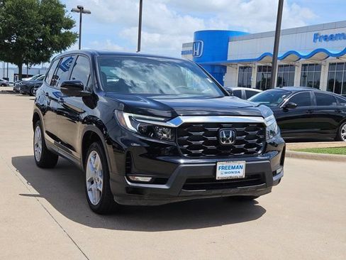 Used 2024 Honda Passport EX-L image 3