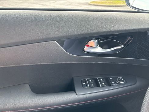 Used 2023 Kia Forte GT image 24