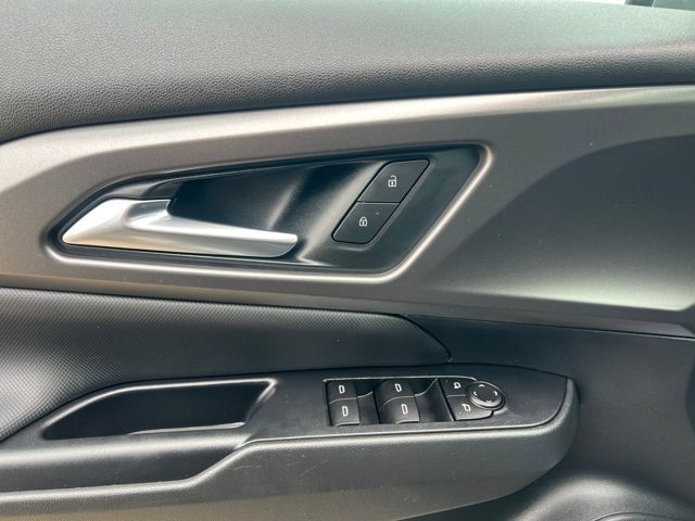 Certified 2026 Chevrolet Equinox EV LT w/ Comfort Package FWD image 28
