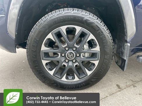 Used 2024 Toyota Tundra Limited image 27