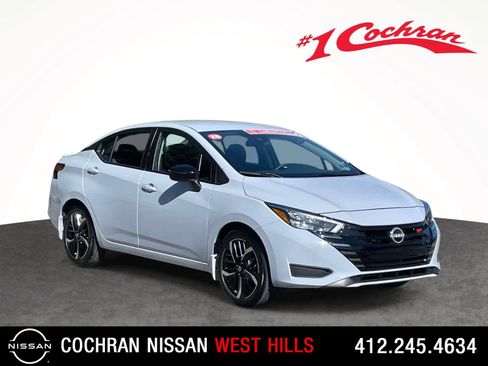 Certified 2025 Nissan Versa SR w/ Trunk Package FWD image 1