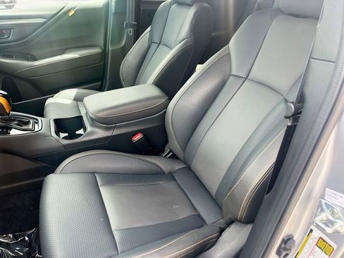 Used 2025 Subaru Outback Wilderness AWD/4WD image 22