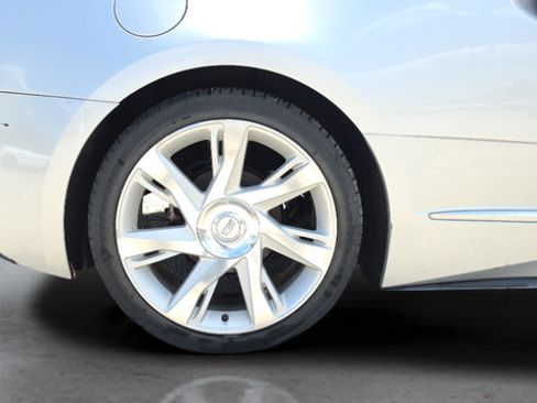 Used 2016 Cadillac ELR FWD image 19